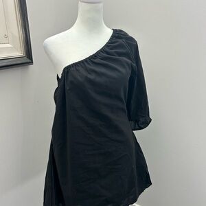Black One-Shoulder Dress